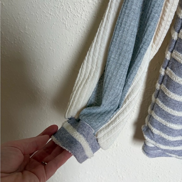 Bibi Mixed Pattern Top - Picture 2 of 8